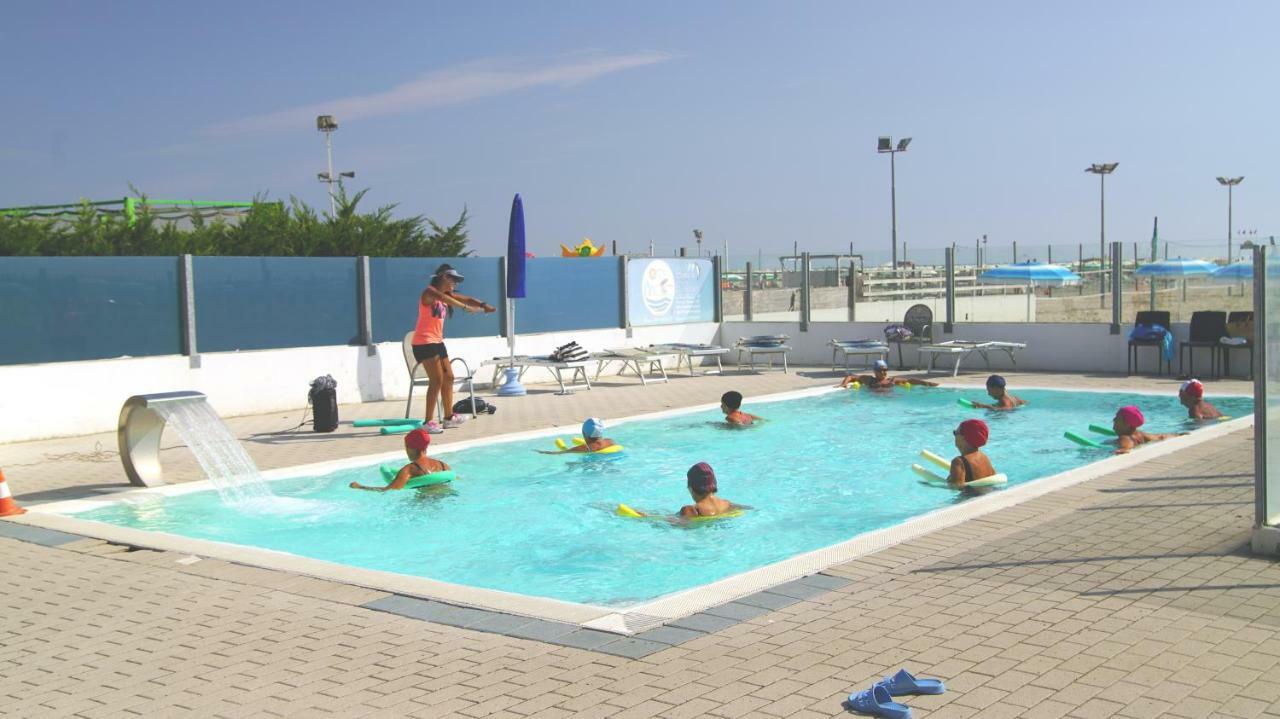 Appartamento Aurora Llido Degli Estensi Kültér fotó